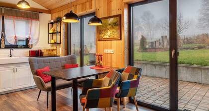 Ferienhaus 'Vogelsberger Zirbenstüberl' mit Bergblick, WLAN und Klimaanlage