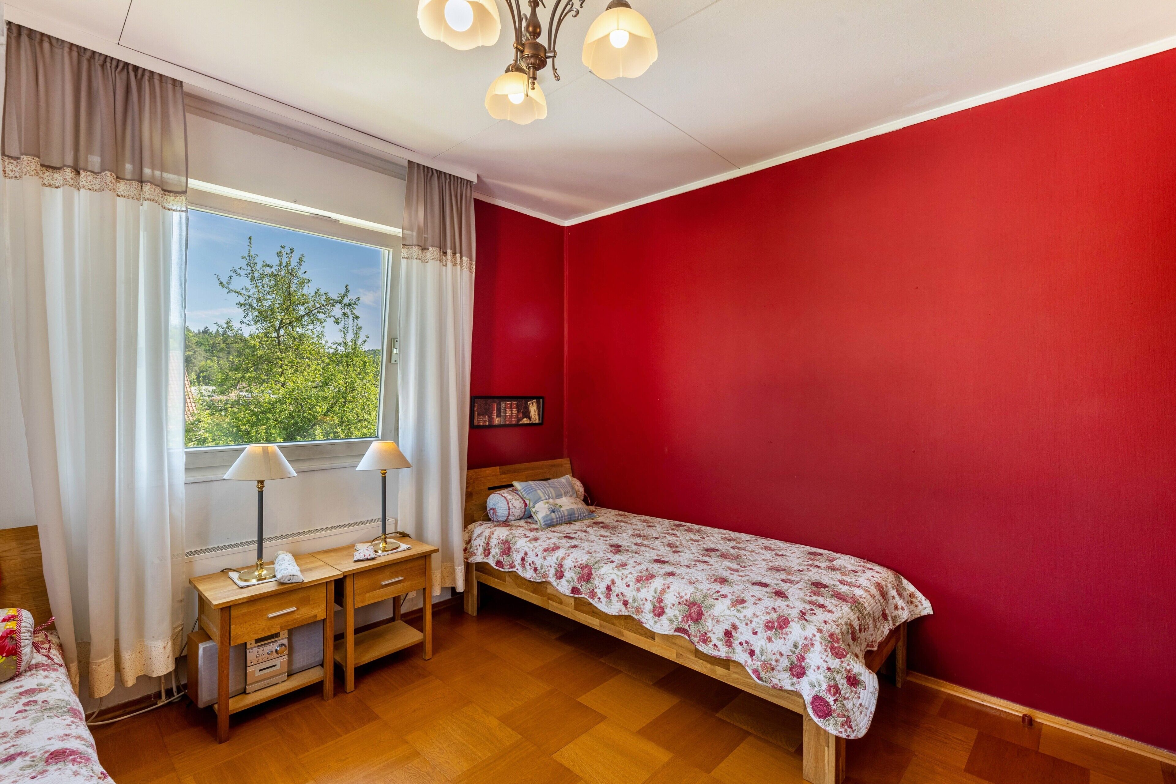 2 sovrum, strykjärn/strykbräda, gratis wi-fi och sängkläder