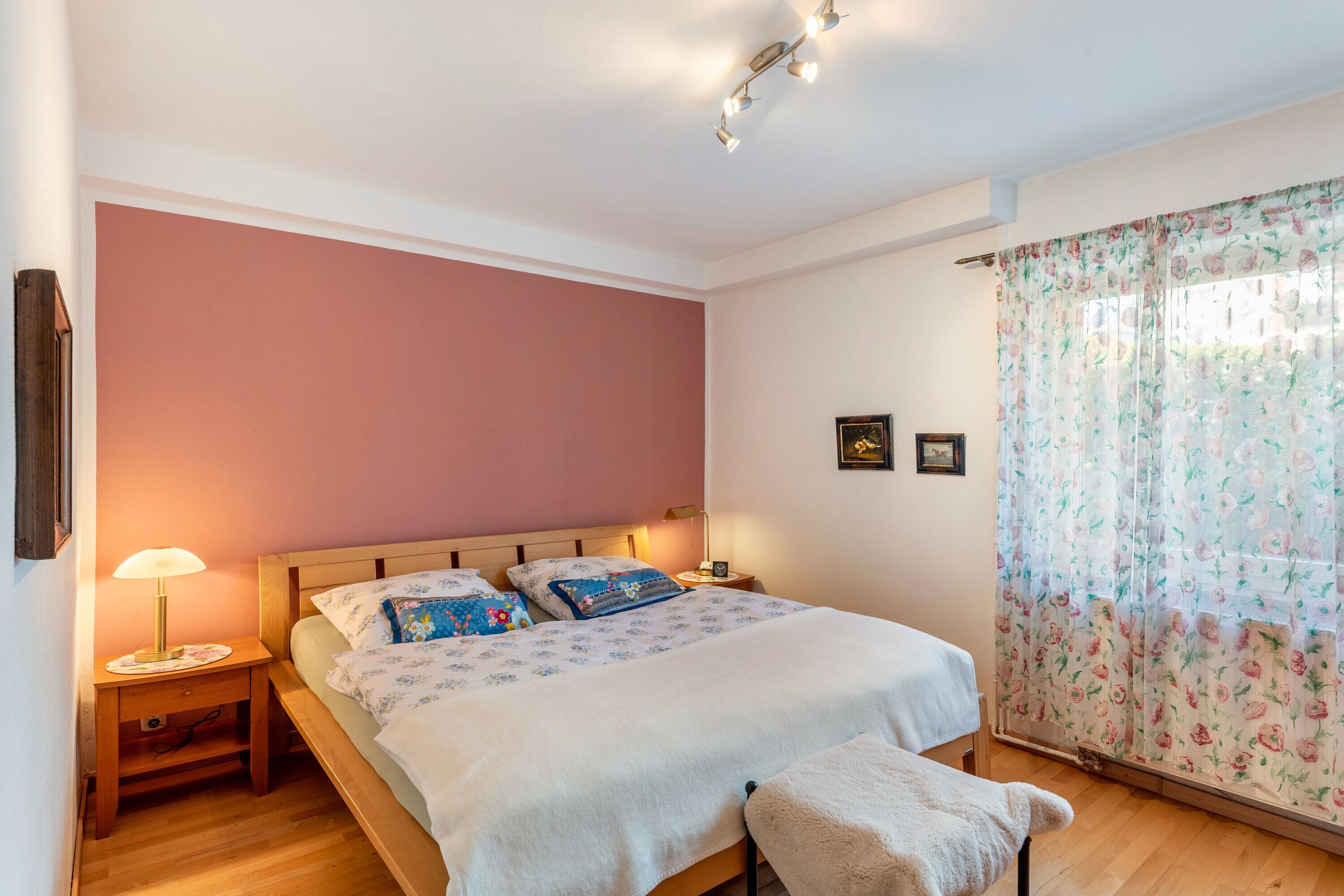 2 camere, ferro/asse da stiro, Wi-Fi gratuito, lenzuola