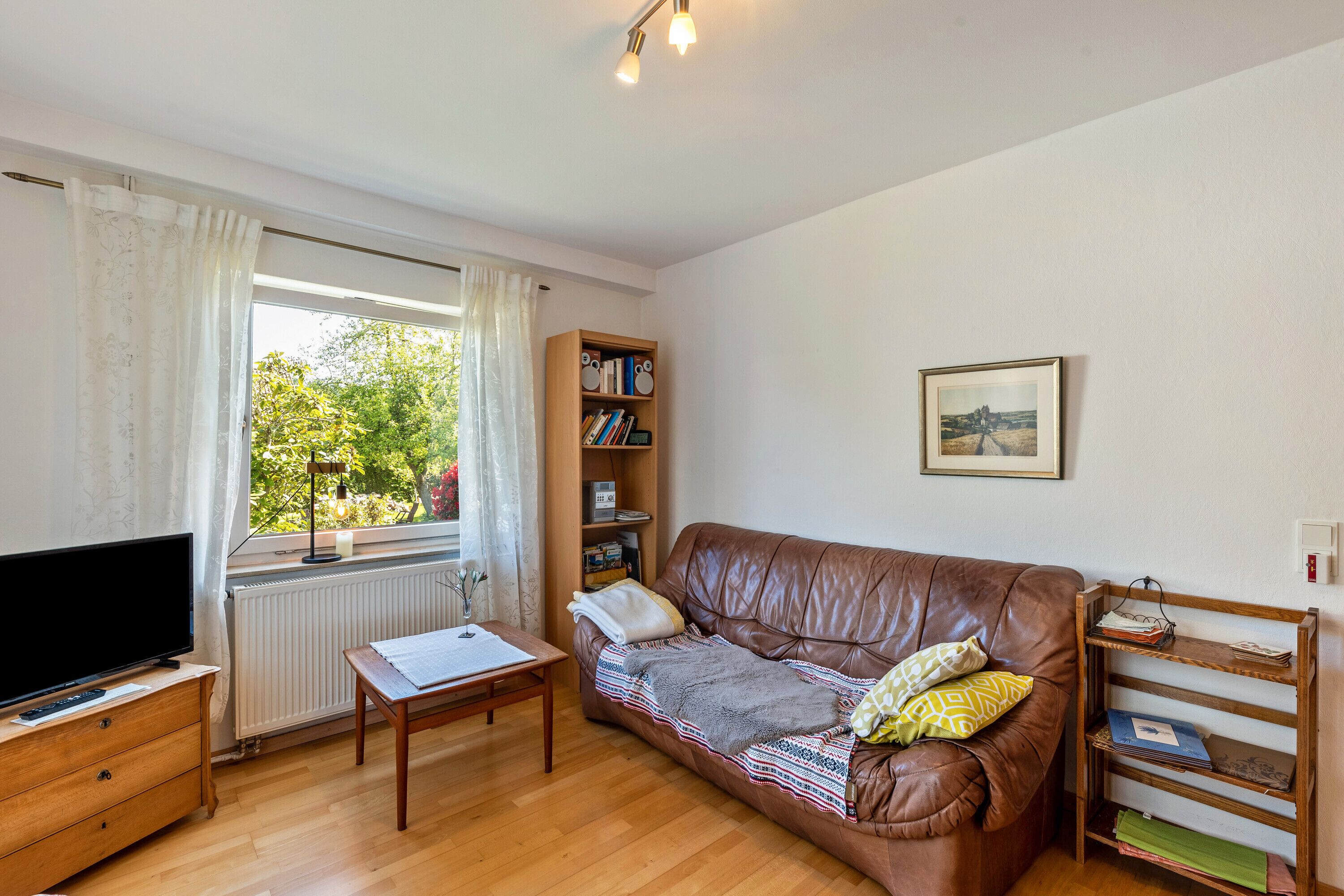 Fernseher, Kamin, DVD-Player, Stereoanlage