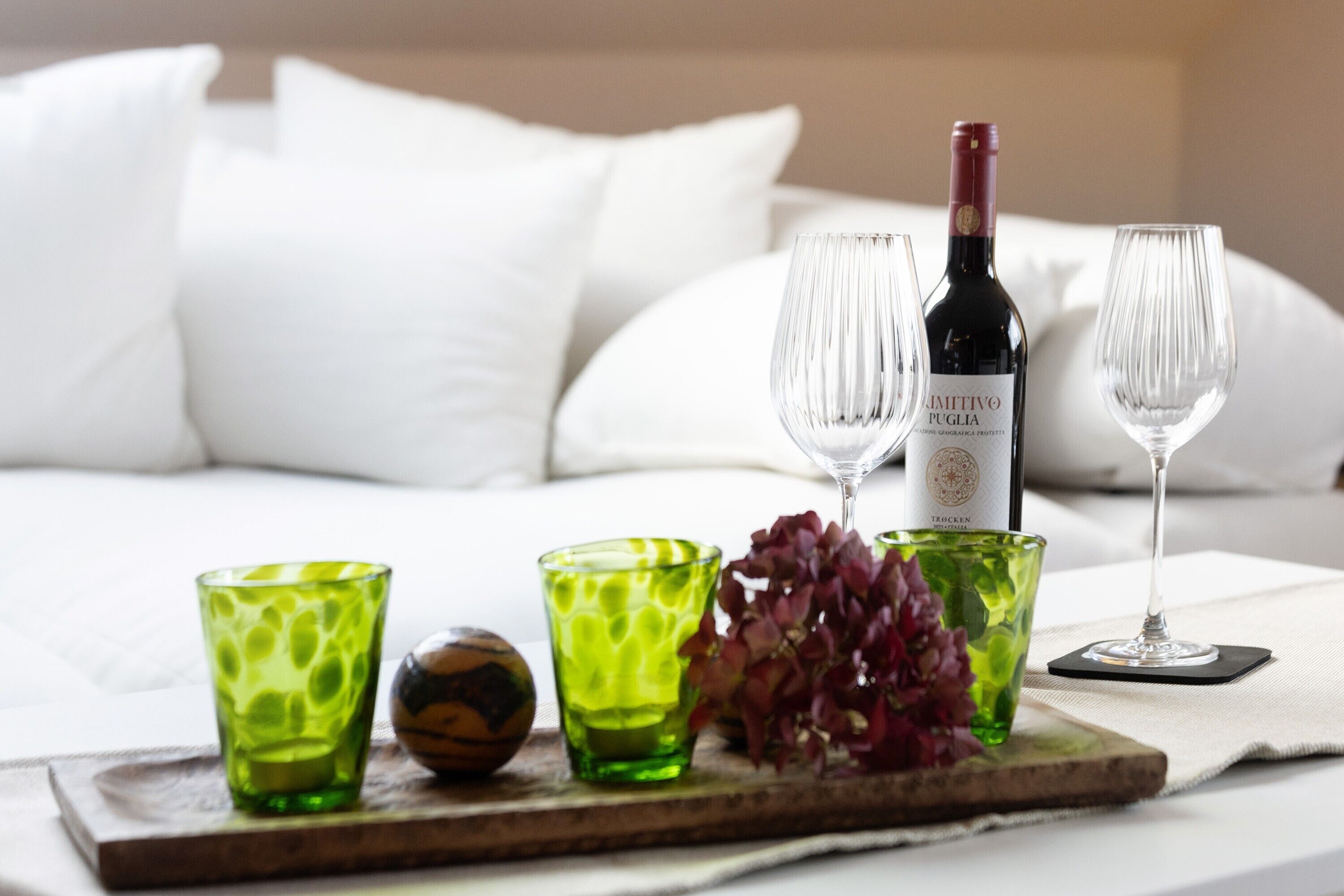 2 slaapkamers, een strijkplank/strijkijzer, gratis wifi, beddengoed