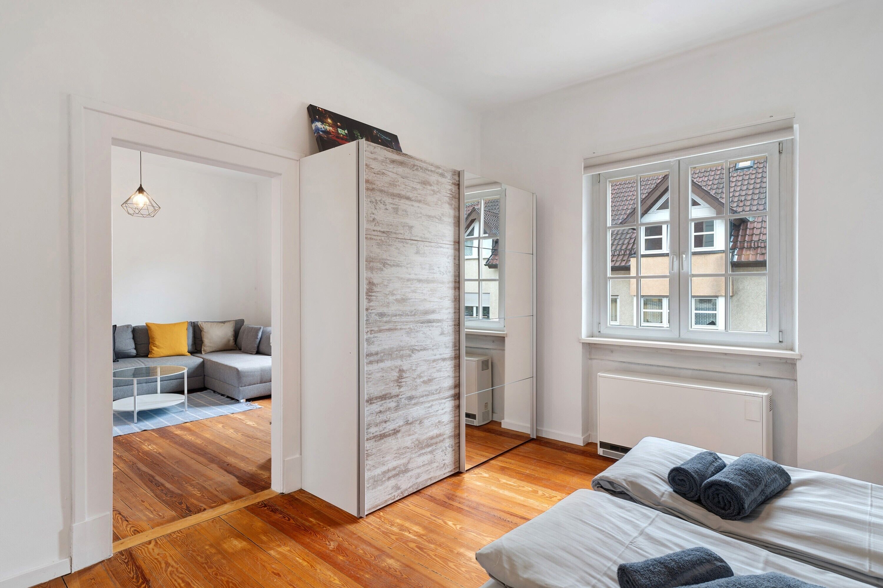 2 slaapkamers, een strijkplank/strijkijzer, gratis wifi, beddengoed