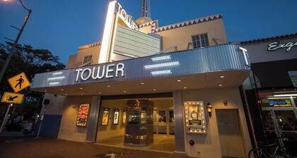 Private Bedroom and Bathroom in a house in Little Havana