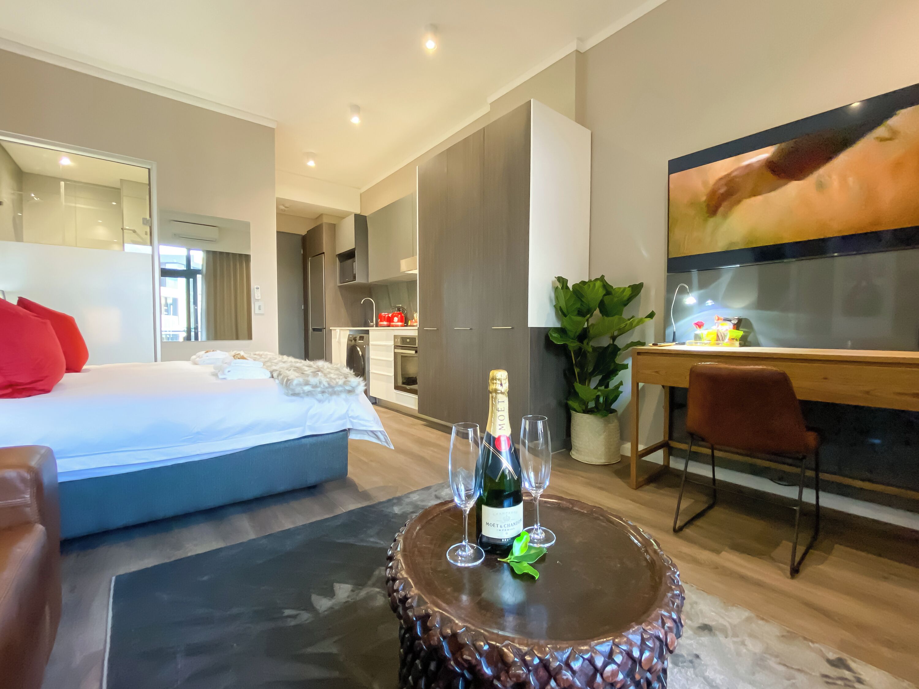 Menlyn Maine Residence King sized bed with patio - Paris