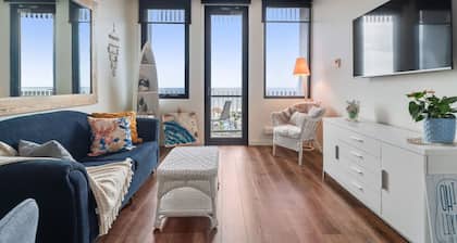 Sails by the Bay - Ocean Views - Wi-Fi - Netflix