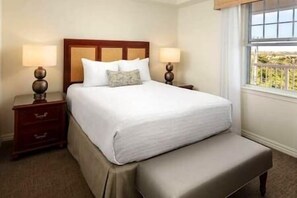 2 bedrooms, iron/ironing board, internet, bed sheets