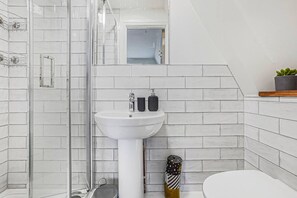 Haartrockner, Handtücher