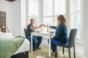 1 Schlafzimmer, Schreibtisch, Bügeleisen/Bügelbrett, kostenloses WLAN