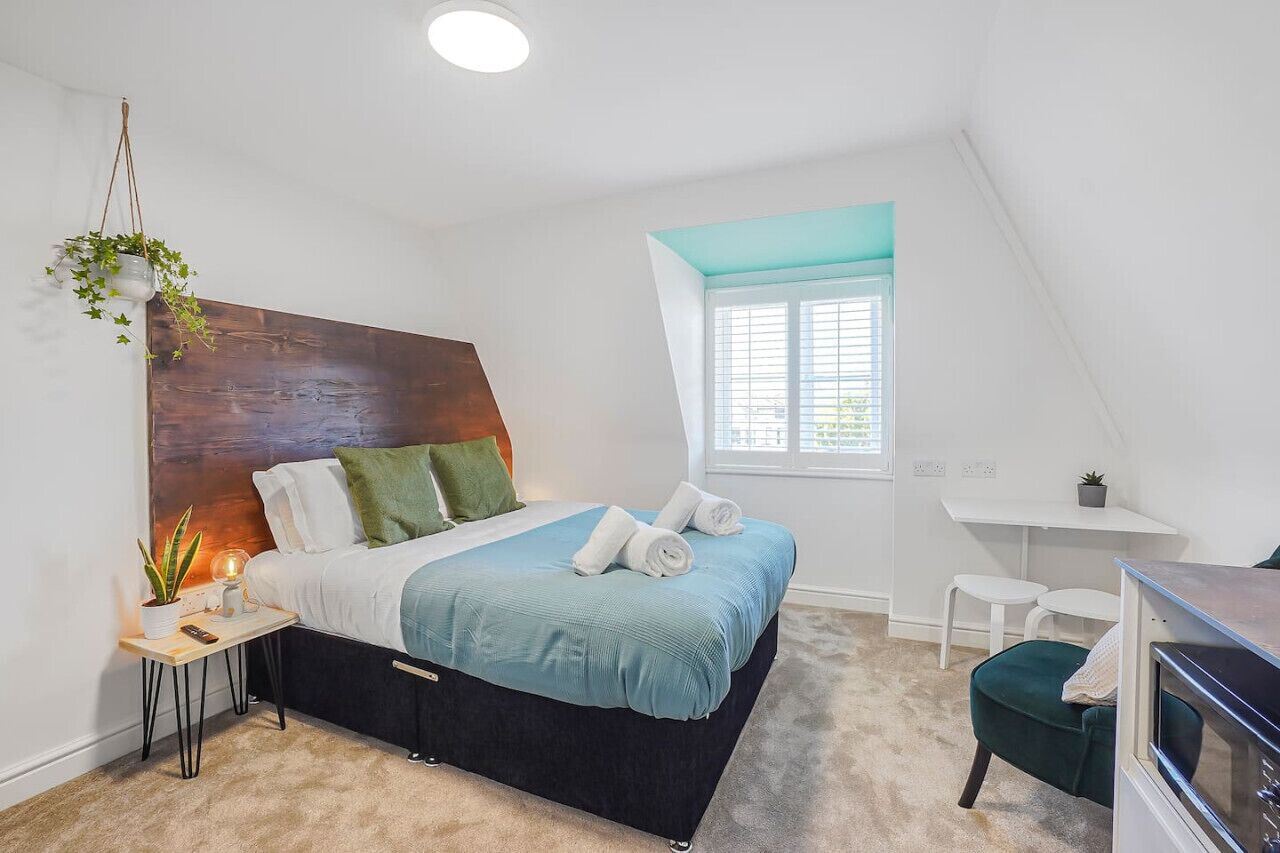 1 chambre, bureau, fer et planche à repasser, accès au Wi-Fi (inclus)