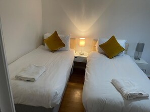 Apartment, Accessible | 2 bedrooms - Princess Gardens Liverpool Accessible - Infinity (Liverpool)