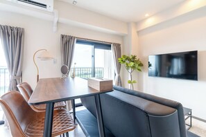 Free WiFi, bed sheets - Hotel Airportview Naha (Naha)