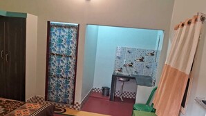 Deluxe Room, City View - Rama Krishna Ashram (Puri)