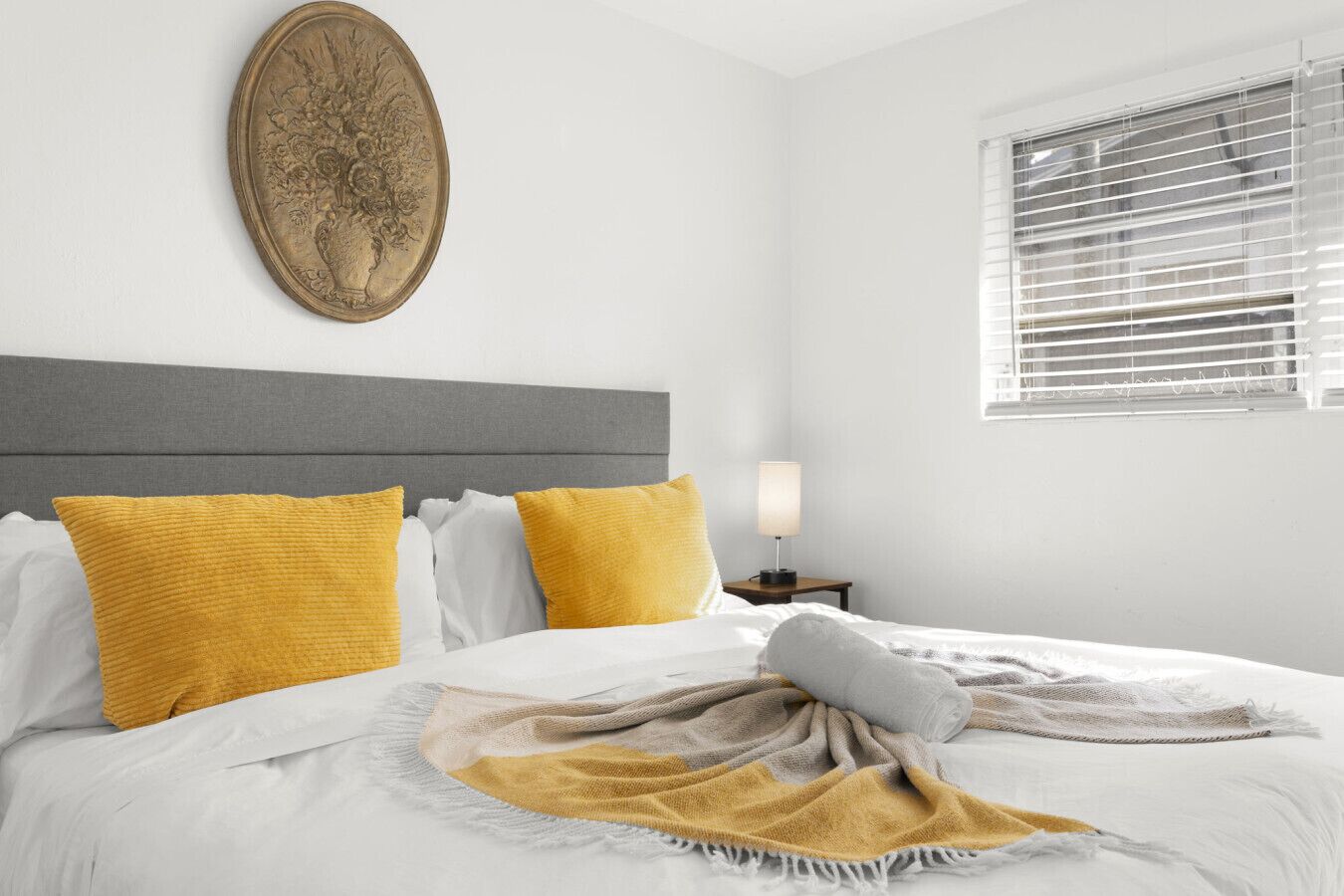 1 多间卧室、办公桌、熨斗/熨衣板、旅 行婴儿床