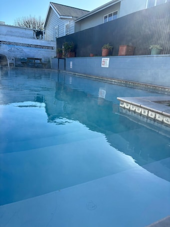 2 indoor pools, outdoor pool