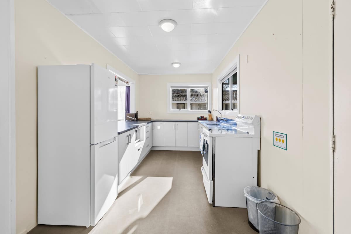 Premium Süit | Özel mutfak | Set üstü ocak, bulaşık makinesi, ekmek kızartma makinesi