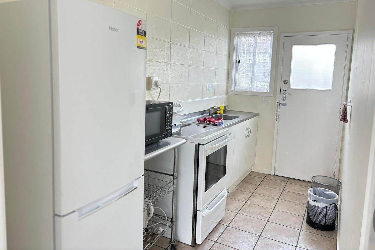 Comfort Apart Daire | Özel mutfak | Set üstü ocak, bulaşık makinesi, ekmek kızartma makinesi