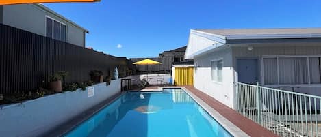 2 indoor pools, outdoor pool