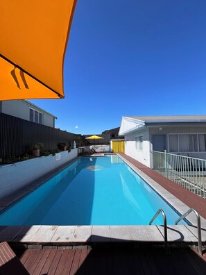 2 indoor pools, outdoor pool