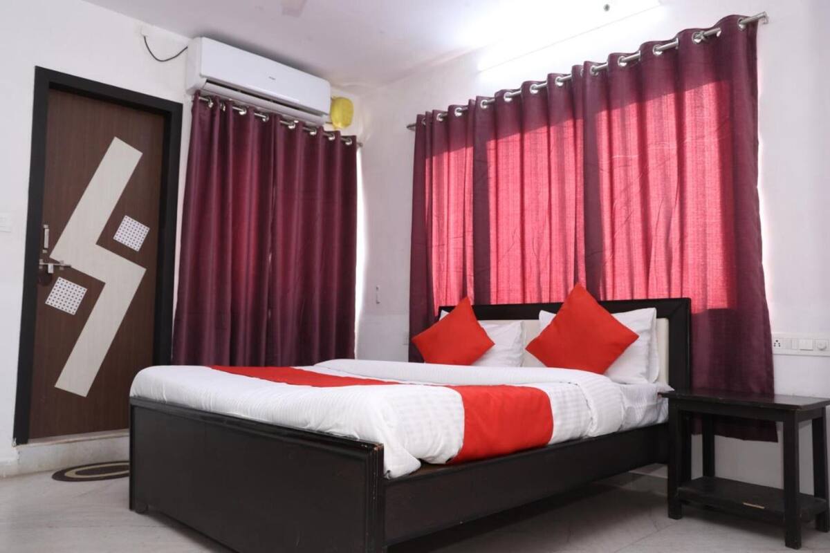 Quarto casal standard | Wi-Fi de cortesia, roupa de cama