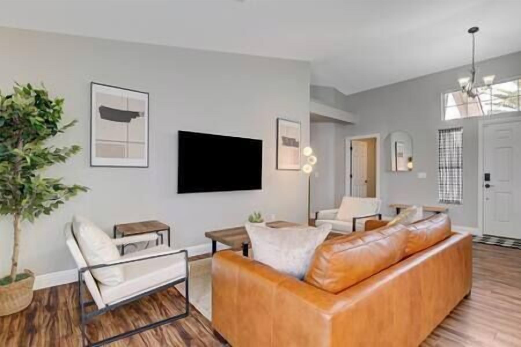 Stylish 4BR Vegas Pool House w/Retro Games