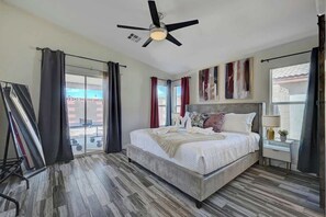 3 bedrooms, travel crib, WiFi, bed sheets