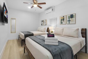 5 bedrooms, travel crib, WiFi, bed sheets