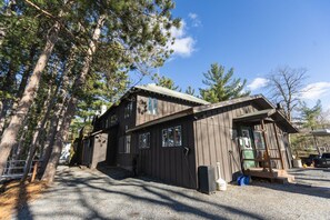 Exterior - The Sunfish at Lincolnwood Resort (Birchwood)