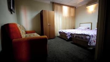 Room | 1 bedroom, desk, laptop workspace, free WiFi