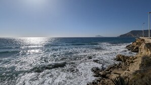 Beach - GRAN SOL sea front apartment (Calpe)