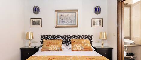 1 bedroom, iron/ironing board, travel cot, free WiFi