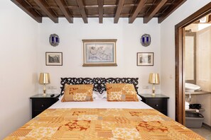 1 chambre, fer et planche à repasser, lit parapluie, Wi-Fi gratuit