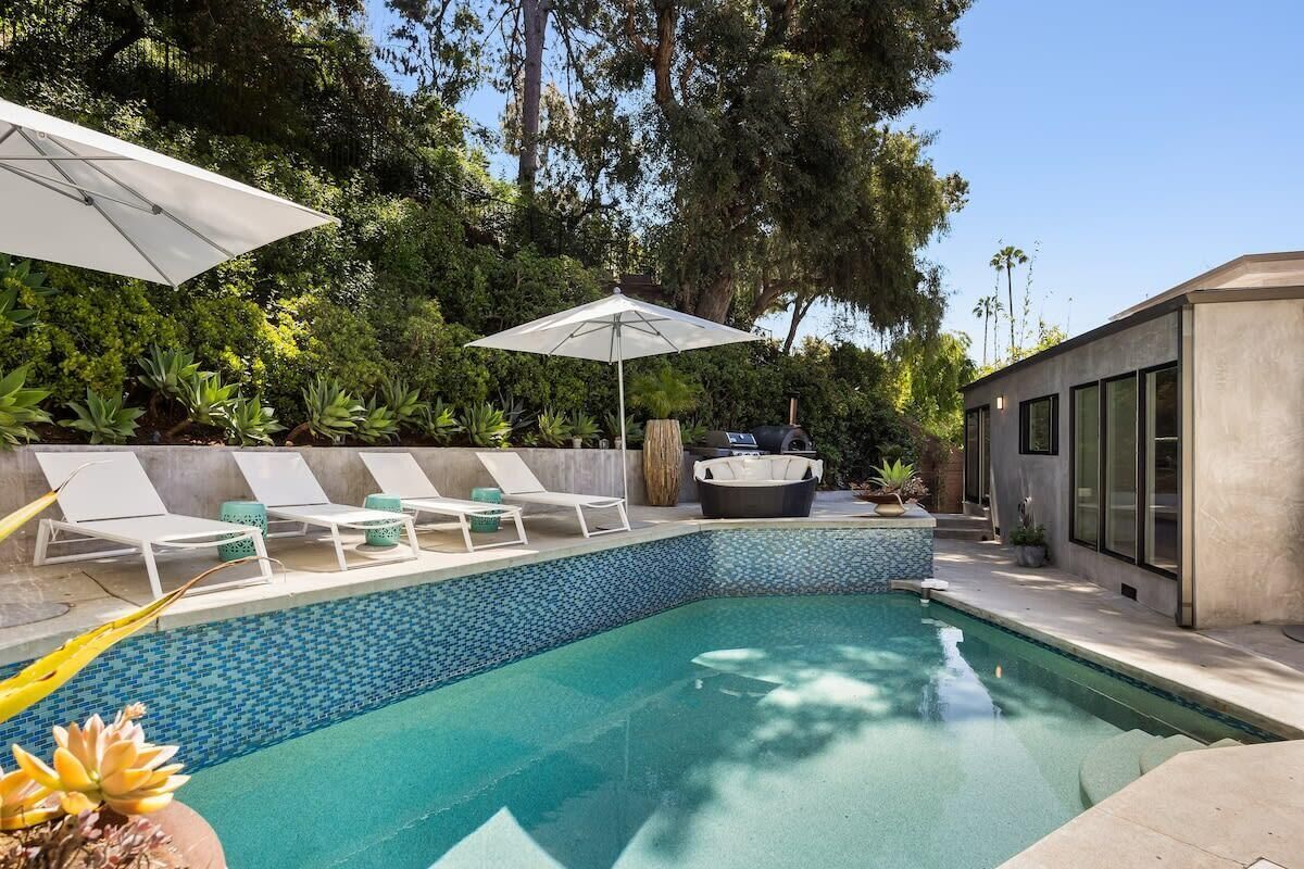 Beverly Hills Canyon Villa by Stay Awhile Villas