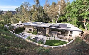Exterior - Villa Aman by Stay Awhile Villas (Beverly Hills)
