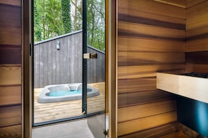 Interior - Fawns Keep - Hot Tub and Sauna Retreat (Tower Wood, Bowness-on-Windermere)
