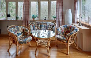 Interior - 4 bedroom nice home in örkeljunga (Örkeljunga)