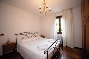 Basic Apartment - La Casa di Andrea (Gardone Riviera)