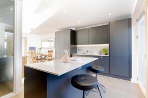 Fridge, microwave, oven, dishwasher
