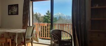 Mountain house for 5 to 7 people in ski resort