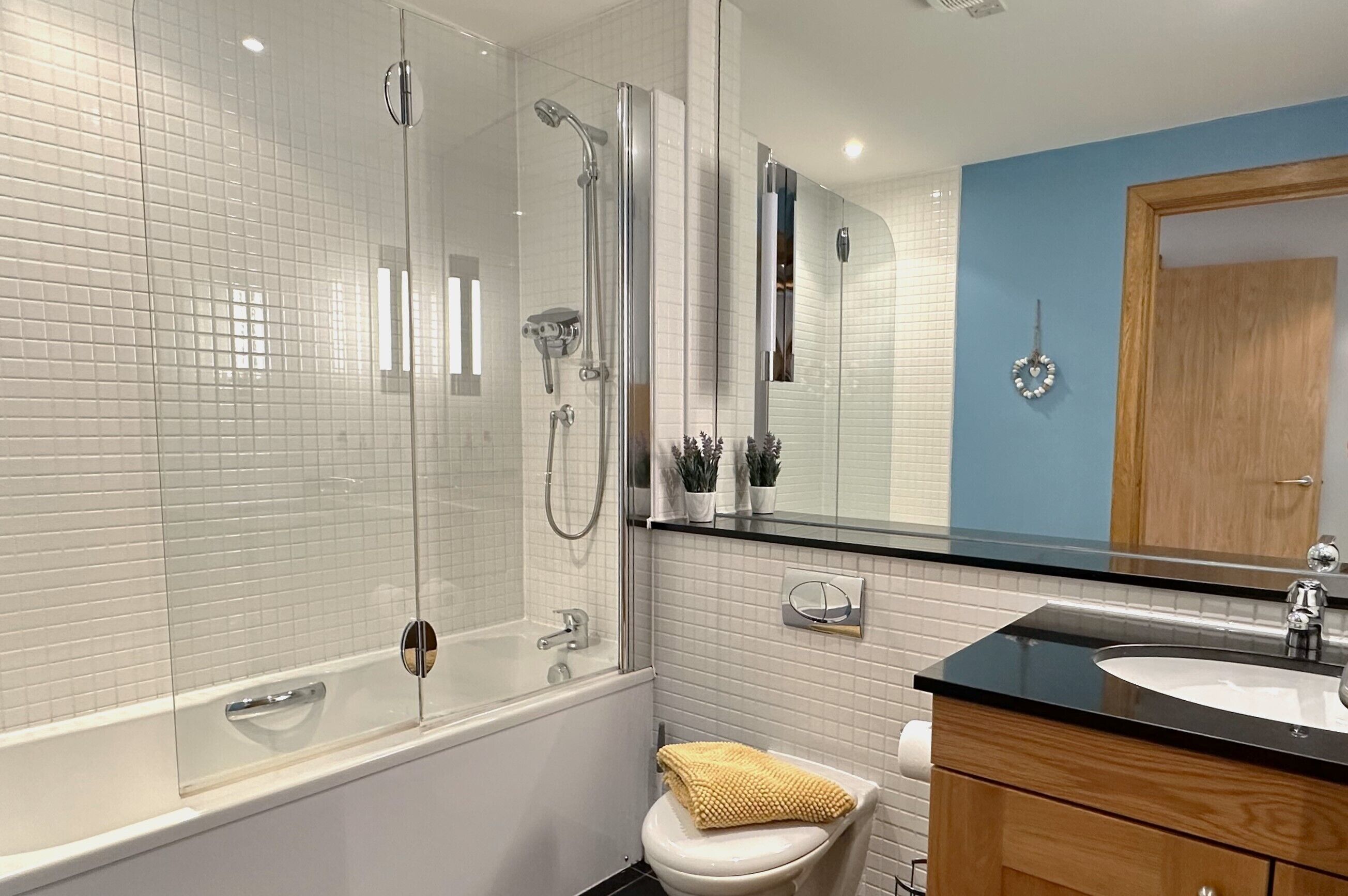 Hair dryer, towels