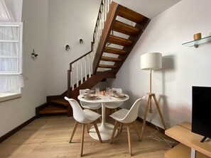 Dining - Edificio El Moderno Puerta del Sol (Vigo)
