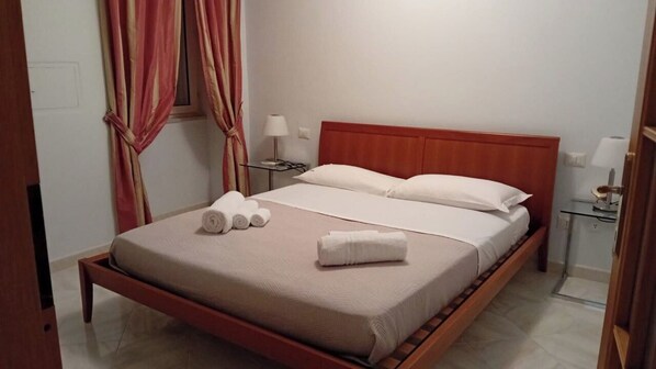 1 Schlafzimmer, Bügeleisen/Bügelbrett, WLAN, Bettwäsche