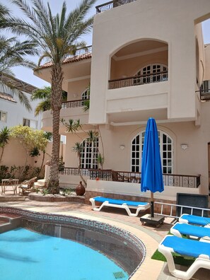 Outdoor pool - VILLA WITH PRIVATE POOL  (Hurghada)