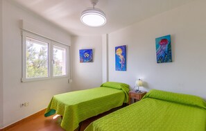 2 soverom, strykejern/-brett, wi-fi (inkludert) og sengetøy