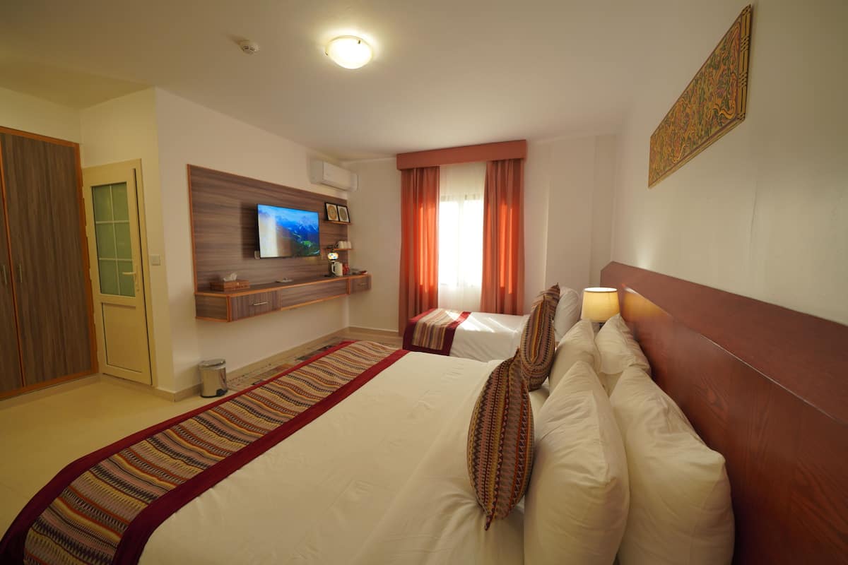 Premium bedding, minibar, in-room safe, blackout curtains