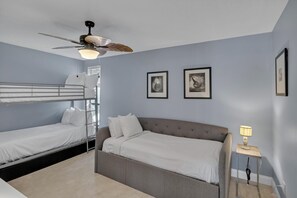 2 camere, accesso a Internet, lenzuola