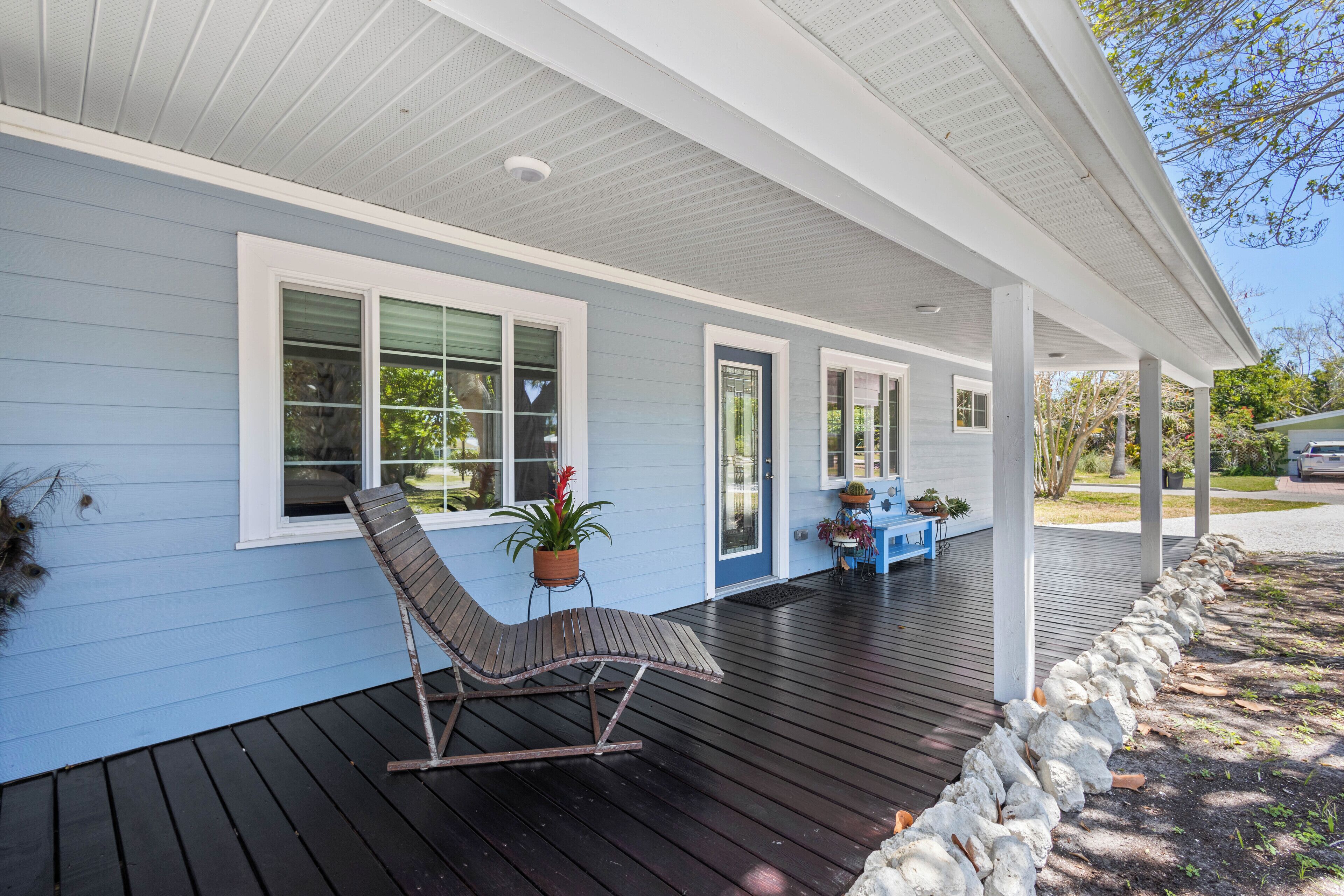 Magnolia Home in Longboat Key by RVA