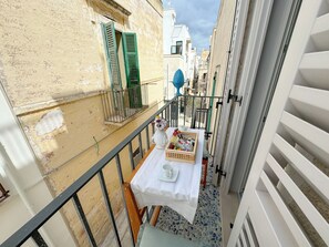 Comfort-Doppelzimmer, Balkon, Stadtblick | Balkon