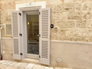 Exterior - Vingt-Sept (Polignano a Mare)