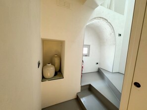 Interior - Vingt-Sept (Polignano a Mare)