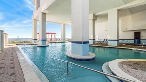 Piscine couverte, piscine chauffée